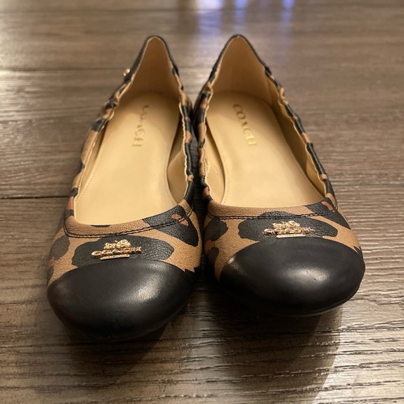 Coach Leopard pattern flats - Picture 3 of 10